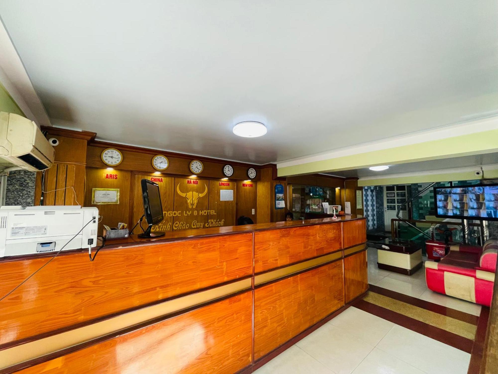 Khach San Ngoc Ly 8 Hotel Thanh Hoa Exterior photo