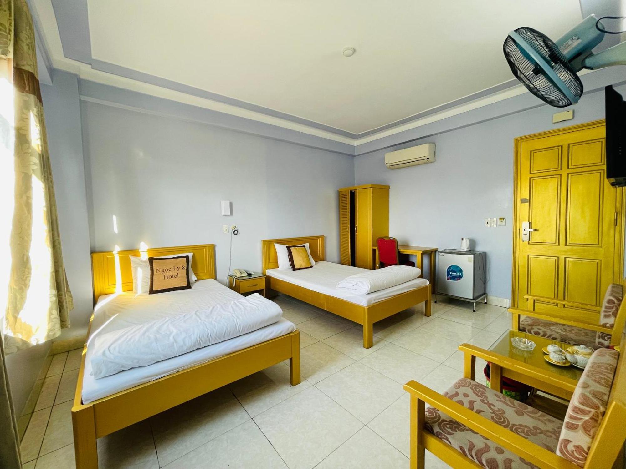 Khach San Ngoc Ly 8 Hotel Thanh Hoa Exterior photo