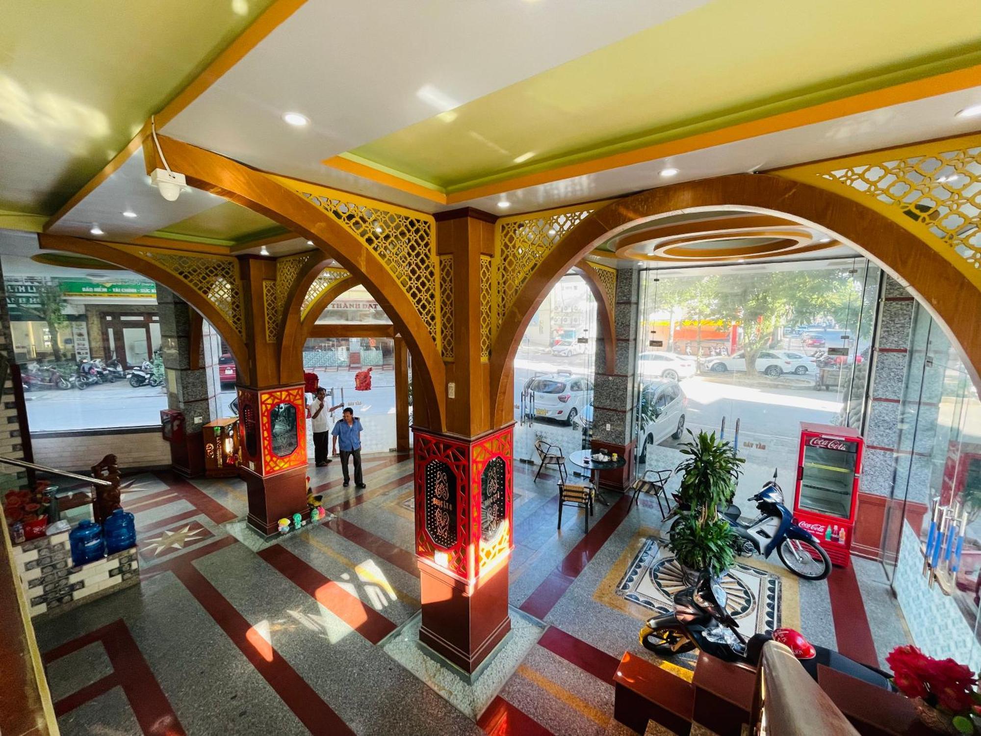 Khach San Ngoc Ly 8 Hotel Thanh Hoa Exterior photo
