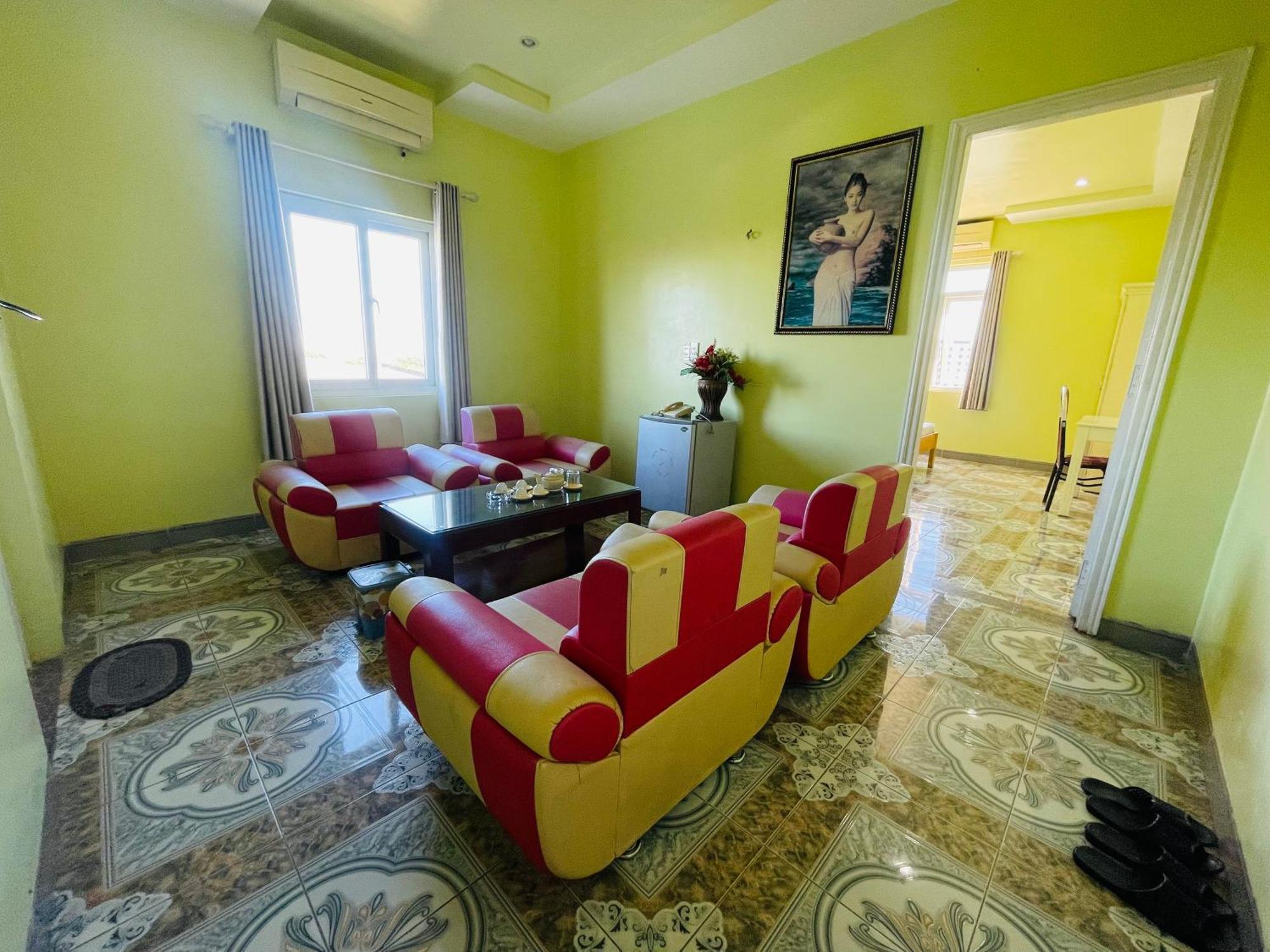 Khach San Ngoc Ly 8 Hotel Thanh Hoa Exterior photo
